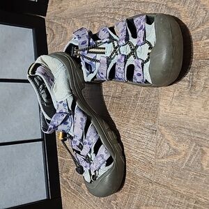 Keen‎ Purple Floral Sandals Shoes Size 6